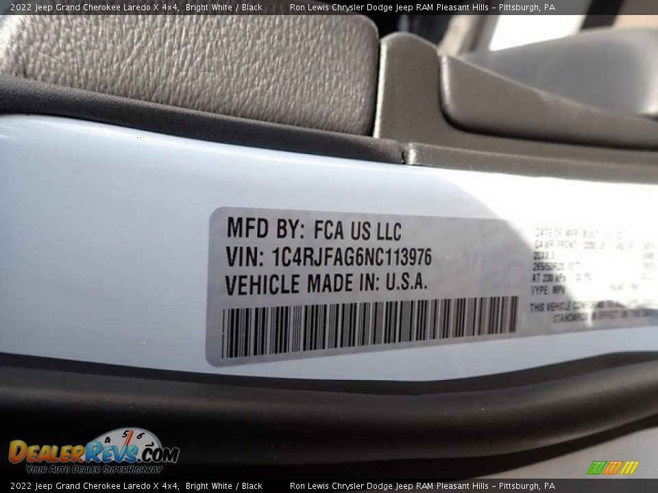 2022 Jeep Grand Cherokee Laredo X 4x4 Bright White / Black Photo #15