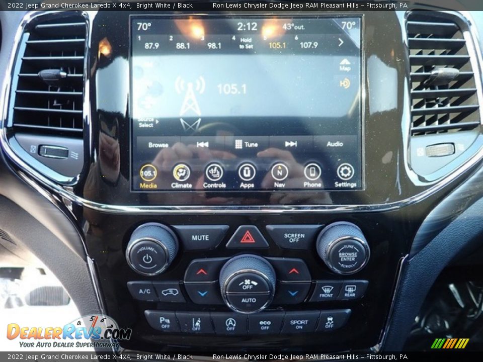 2022 Jeep Grand Cherokee Laredo X 4x4 Bright White / Black Photo #20