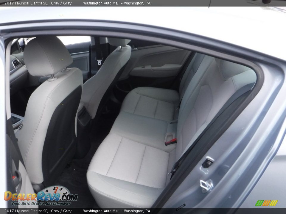 2017 Hyundai Elantra SE Gray / Gray Photo #24