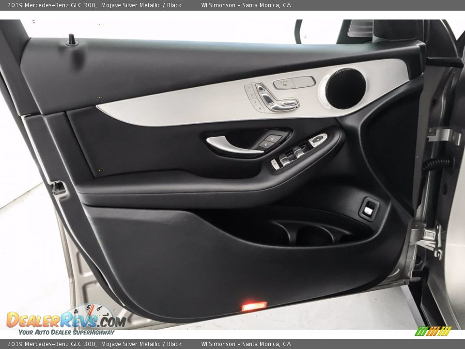 2019 Mercedes-Benz GLC 300 Mojave Silver Metallic / Black Photo #26