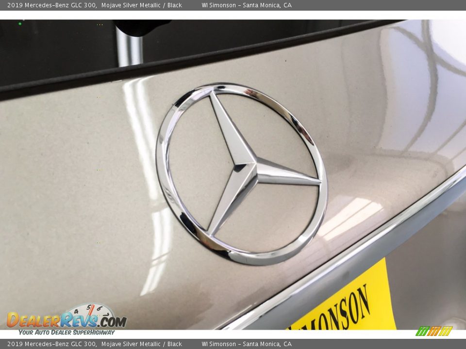 2019 Mercedes-Benz GLC 300 Mojave Silver Metallic / Black Photo #28
