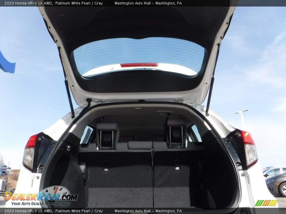 2020 Honda HR-V LX AWD Platinum White Pearl / Gray Photo #24