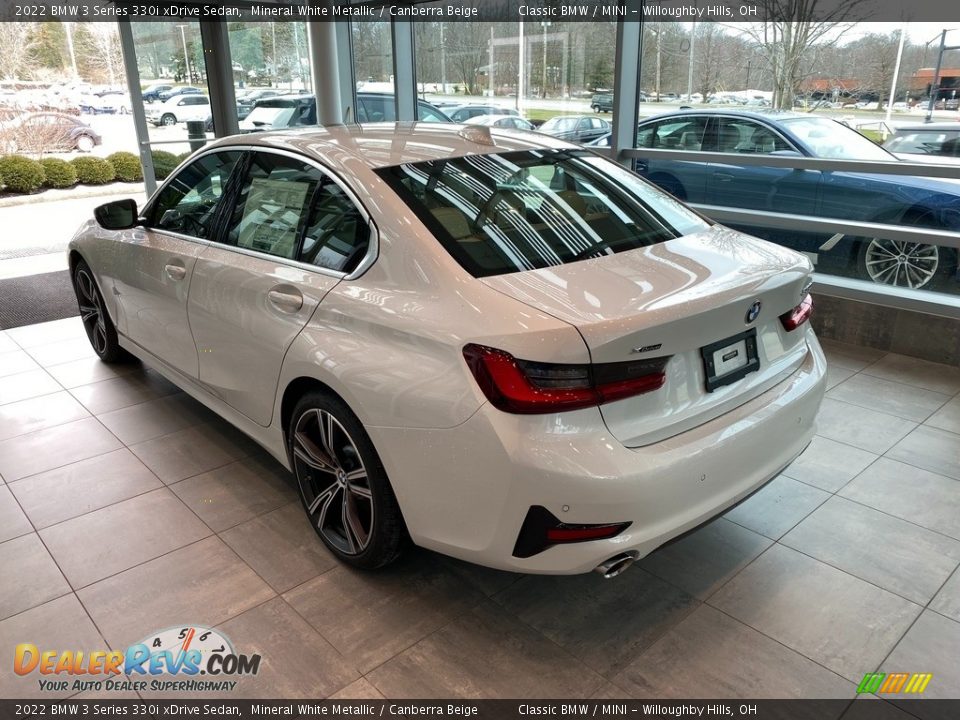 2022 BMW 3 Series 330i xDrive Sedan Mineral White Metallic / Canberra Beige Photo #2