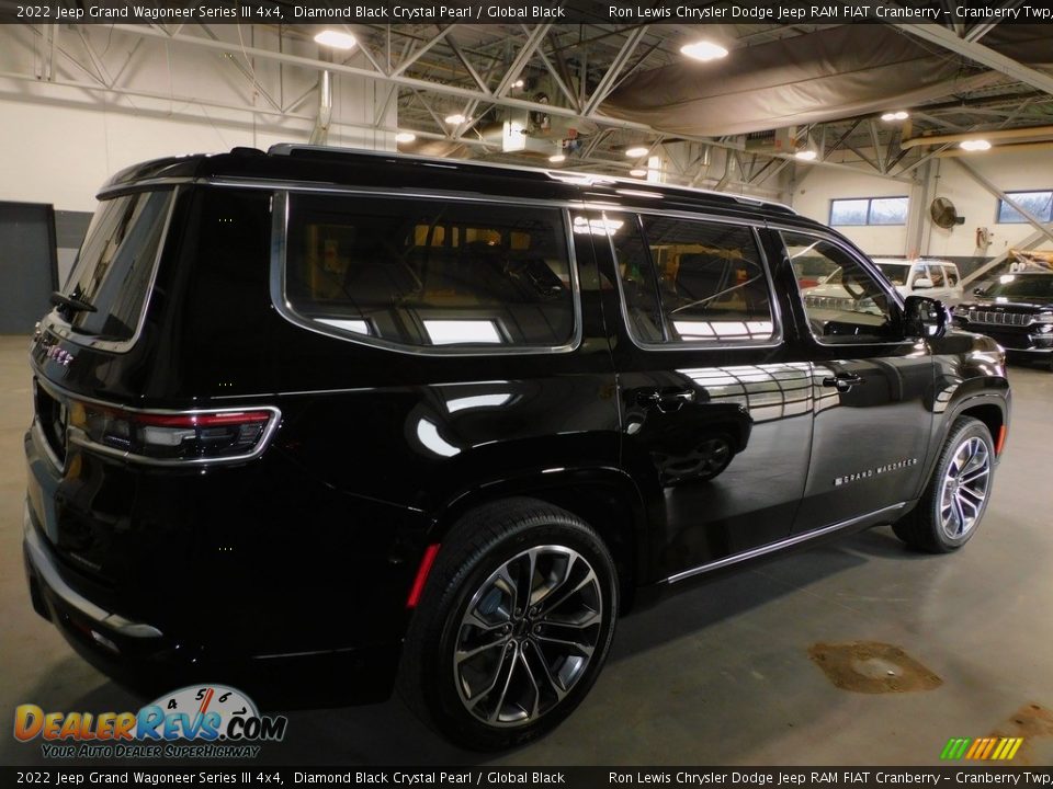 2022 Jeep Grand Wagoneer Series III 4x4 Diamond Black Crystal Pearl / Global Black Photo #4