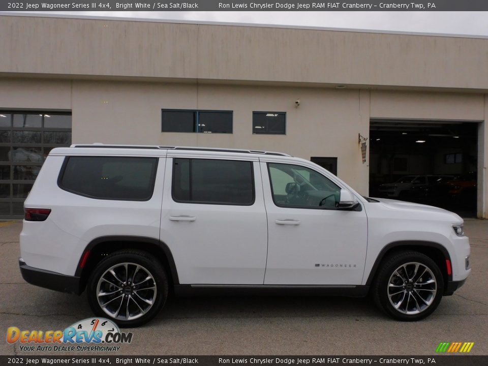 2022 Jeep Wagoneer Series III 4x4 Bright White / Sea Salt/Black Photo #4