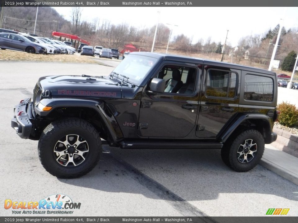 2019 Jeep Wrangler Unlimited Rubicon 4x4 Black / Black Photo #16