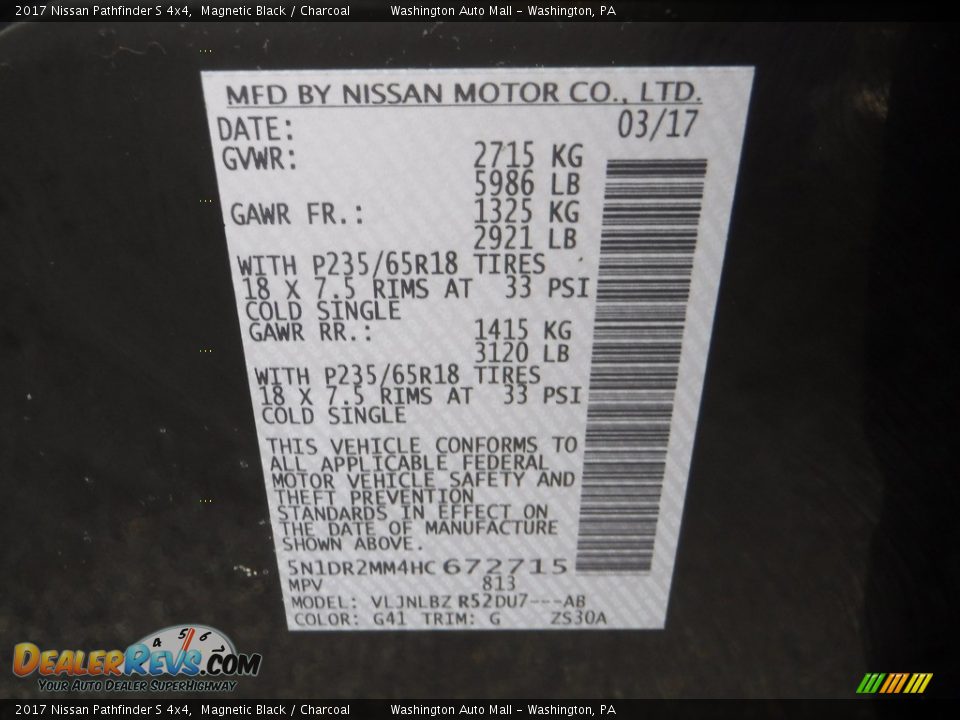 2017 Nissan Pathfinder S 4x4 Magnetic Black / Charcoal Photo #31