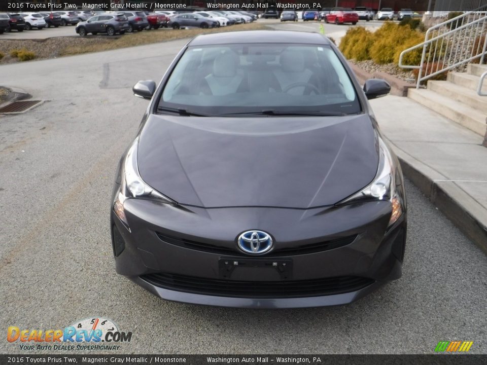 2016 Toyota Prius Two Magnetic Gray Metallic / Moonstone Photo #11