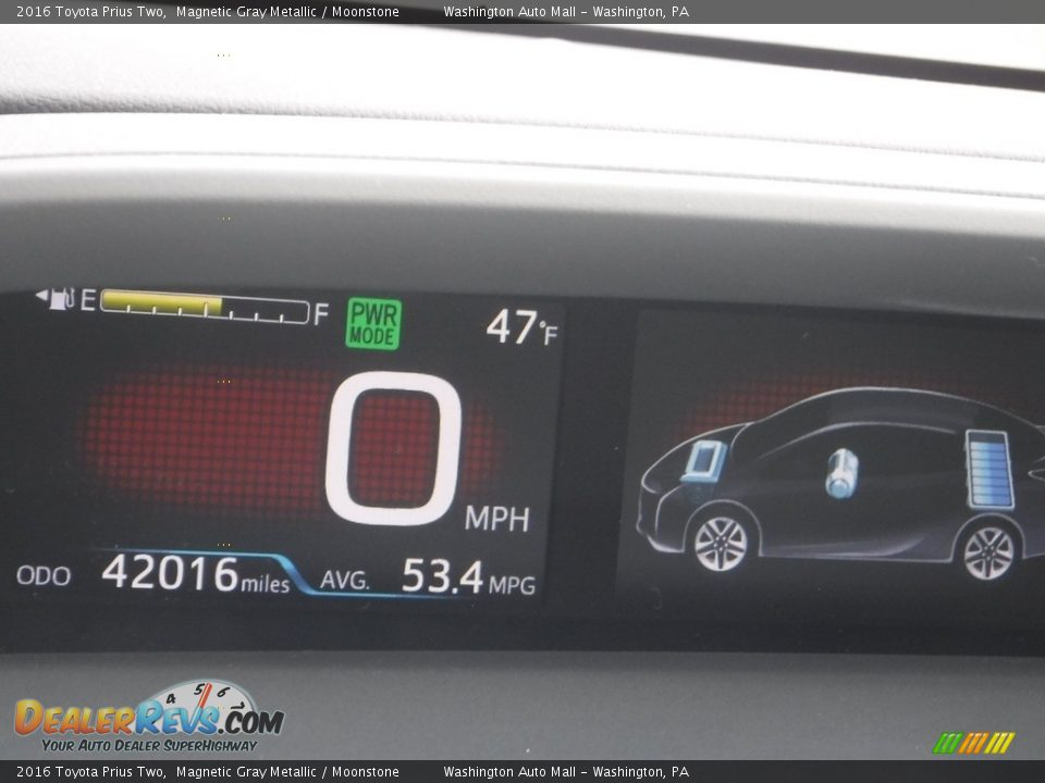 2016 Toyota Prius Two Magnetic Gray Metallic / Moonstone Photo #30