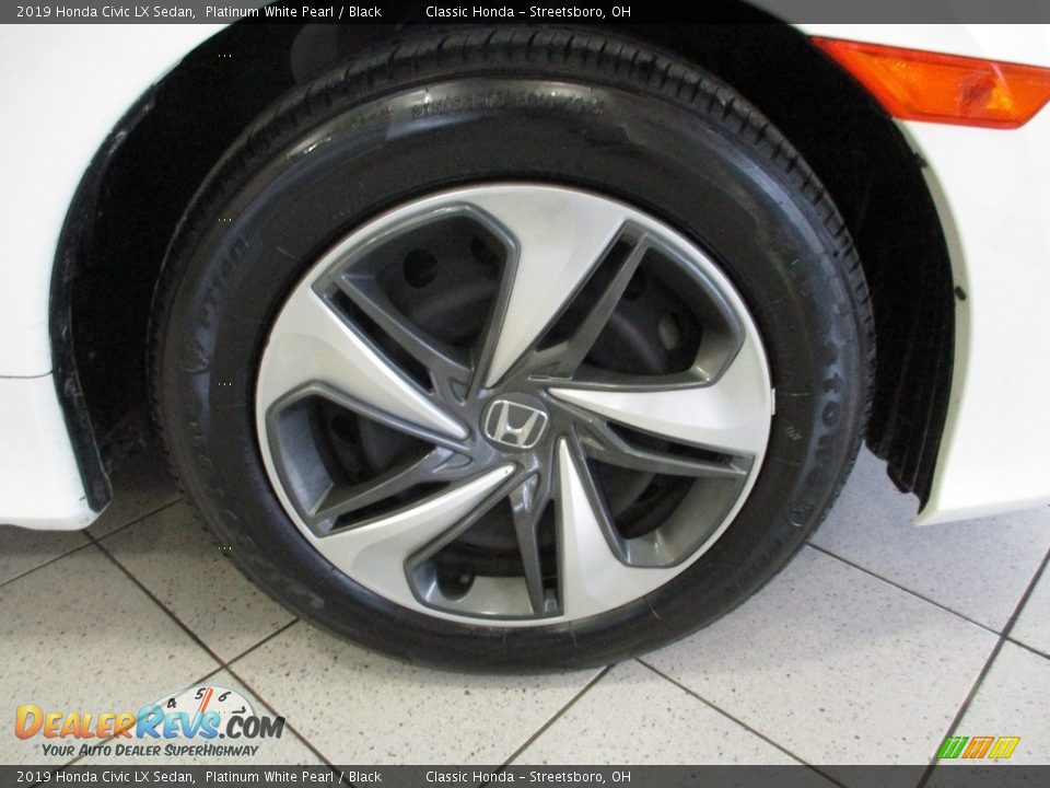 2019 Honda Civic LX Sedan Platinum White Pearl / Black Photo #5