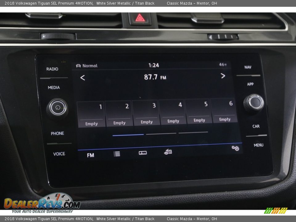 Audio System of 2018 Volkswagen Tiguan SEL Premium 4MOTION Photo #10