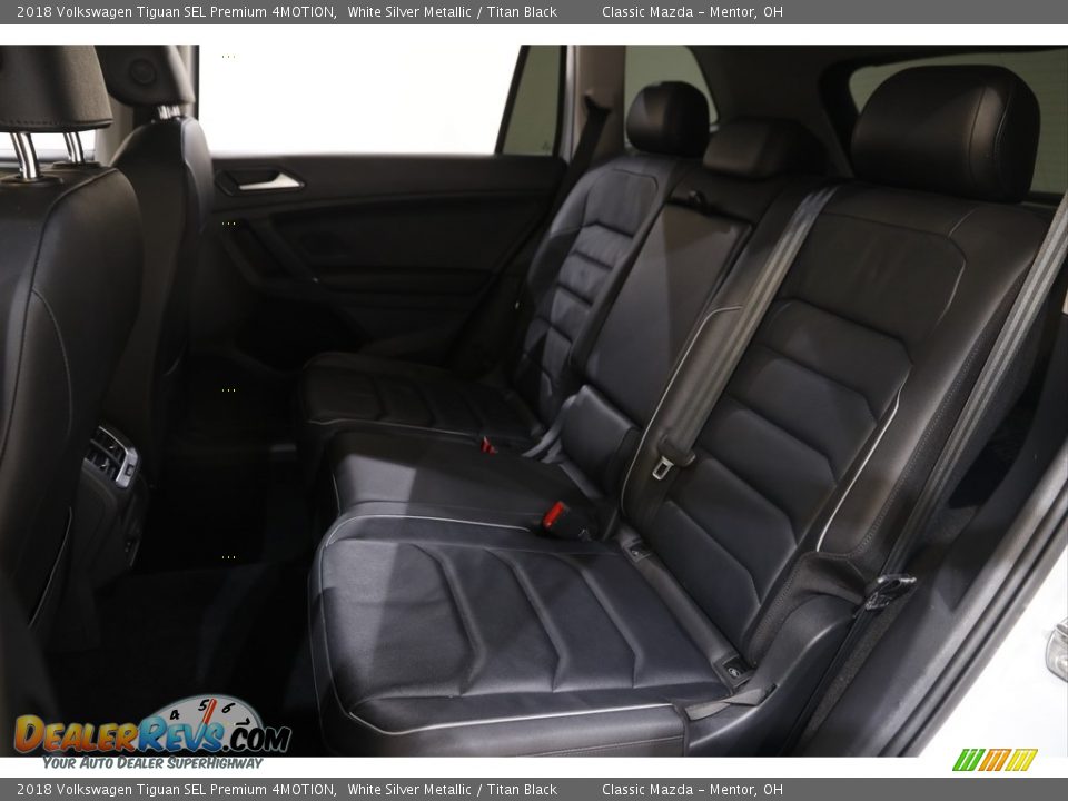 2018 Volkswagen Tiguan SEL Premium 4MOTION White Silver Metallic / Titan Black Photo #17