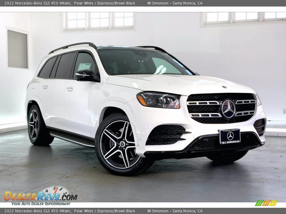 Front 3/4 View of 2022 Mercedes-Benz GLS 450 4Matic Photo #12