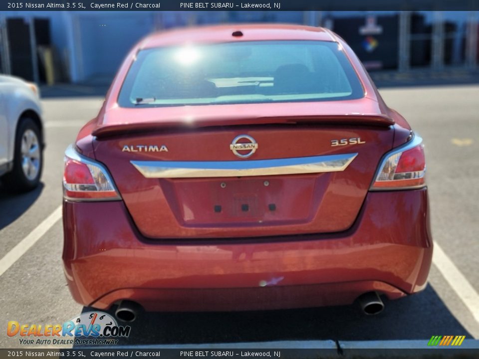 2015 Nissan Altima 3.5 SL Cayenne Red / Charcoal Photo #4