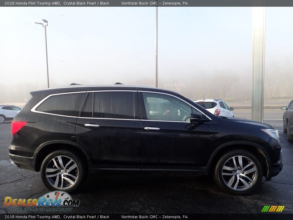 2018 Honda Pilot Touring AWD Crystal Black Pearl / Black Photo #7