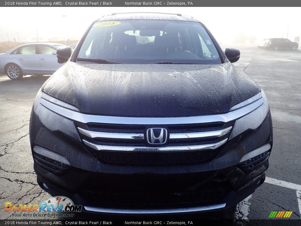 2018 Honda Pilot Touring AWD Crystal Black Pearl / Black Photo #9