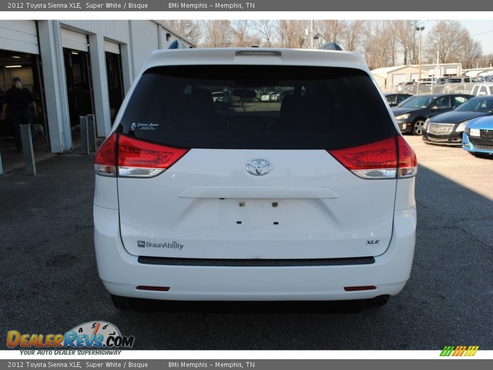 2012 Toyota Sienna XLE Super White / Bisque Photo #5