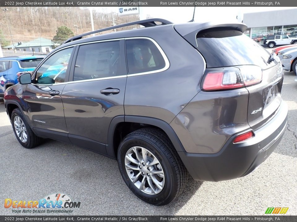 2022 Jeep Cherokee Latitude Lux 4x4 Granite Crystal Metallic / Ski Gray/Black Photo #3