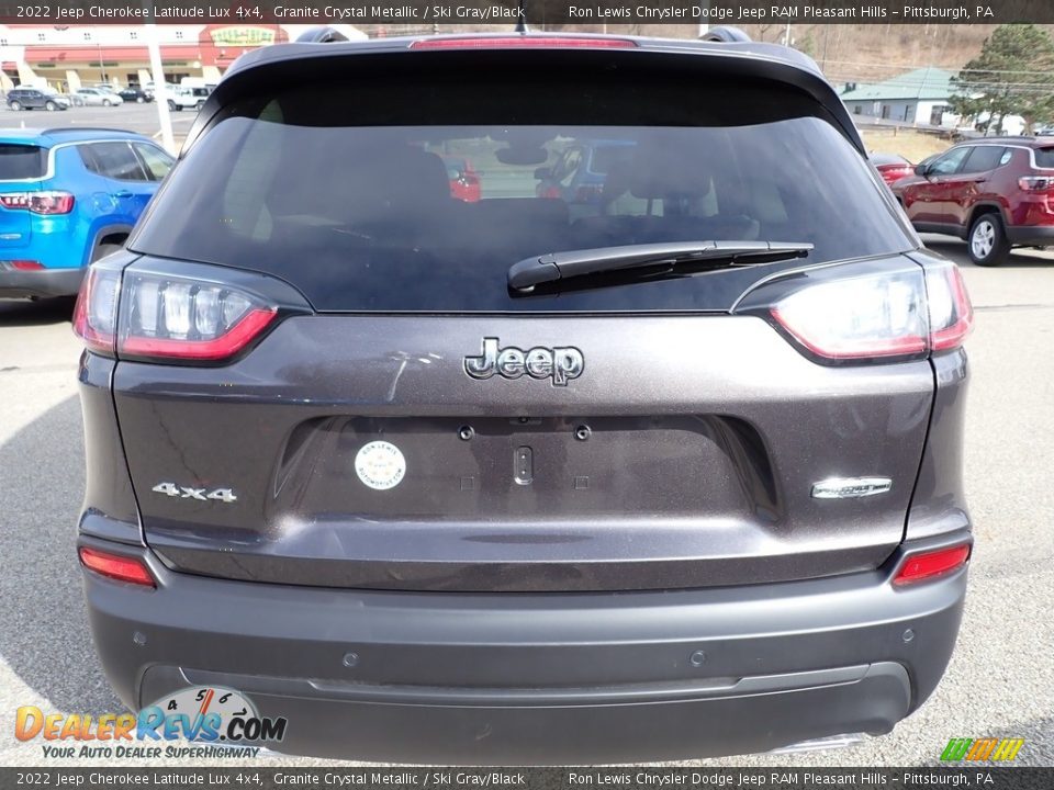 2022 Jeep Cherokee Latitude Lux 4x4 Granite Crystal Metallic / Ski Gray/Black Photo #4