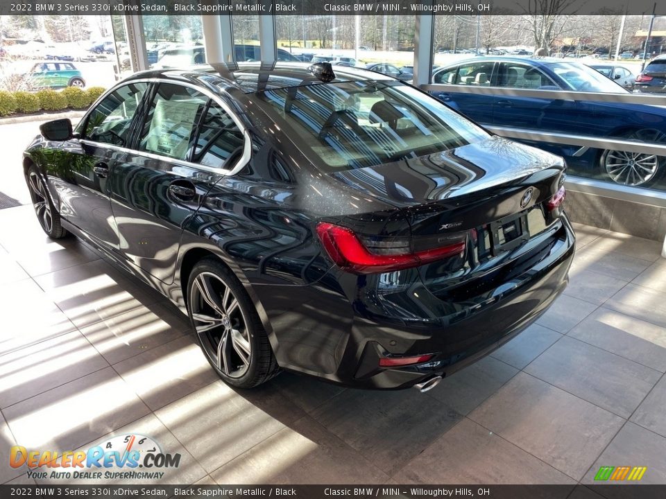 2022 BMW 3 Series 330i xDrive Sedan Black Sapphire Metallic / Black Photo #2