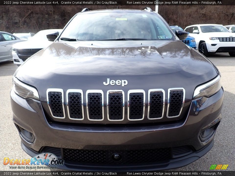 2022 Jeep Cherokee Latitude Lux 4x4 Granite Crystal Metallic / Ski Gray/Black Photo #9