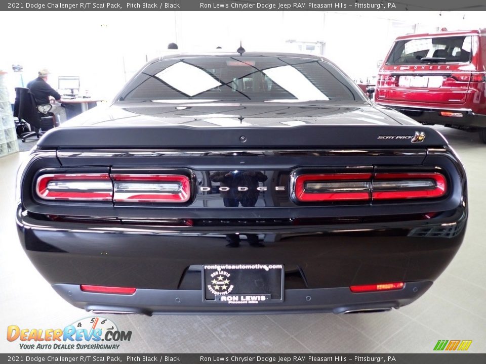 2021 Dodge Challenger R/T Scat Pack Pitch Black / Black Photo #4