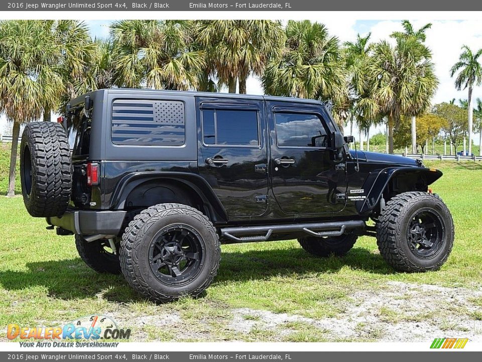 2016 Jeep Wrangler Unlimited Sport 4x4 Black / Black Photo #3