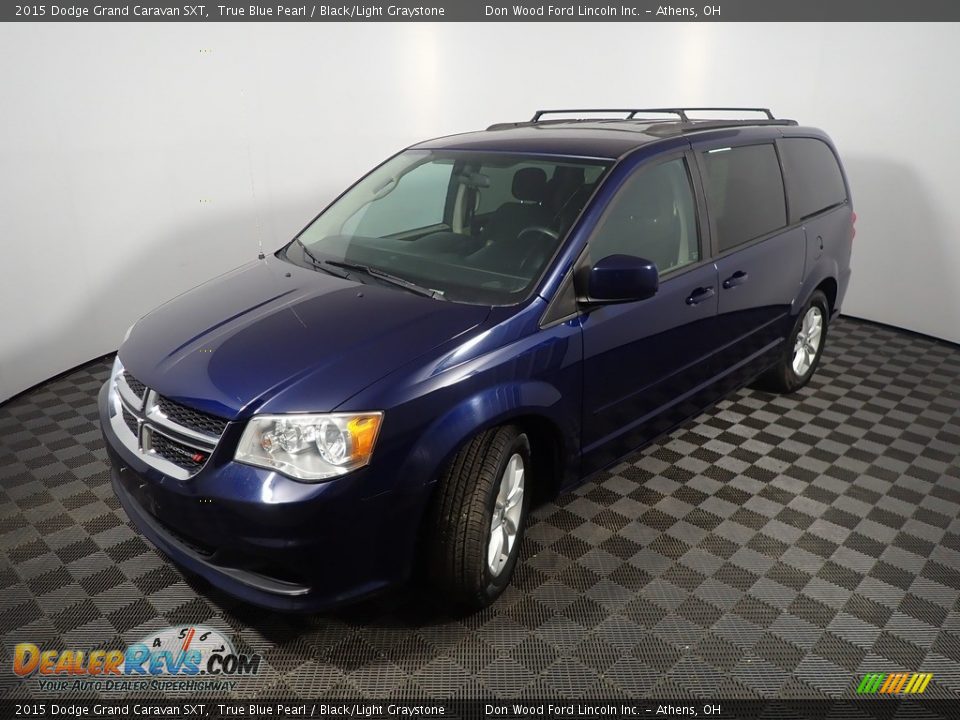 2015 Dodge Grand Caravan SXT True Blue Pearl / Black/Light Graystone Photo #8