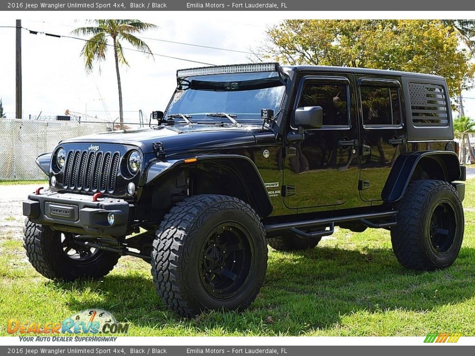 2016 Jeep Wrangler Unlimited Sport 4x4 Black / Black Photo #10