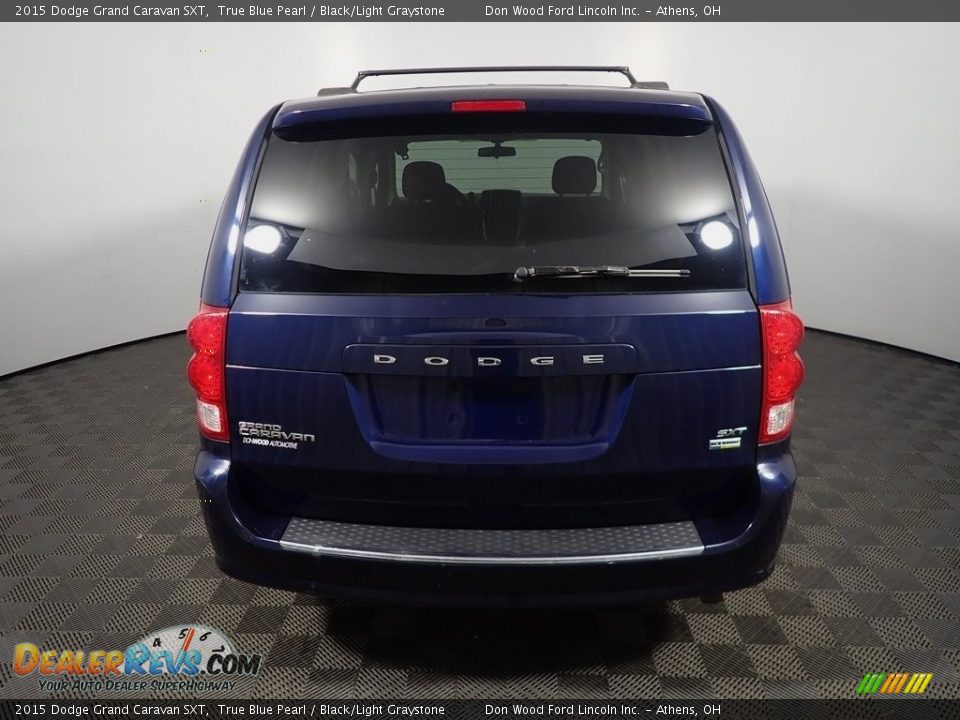 2015 Dodge Grand Caravan SXT True Blue Pearl / Black/Light Graystone Photo #12
