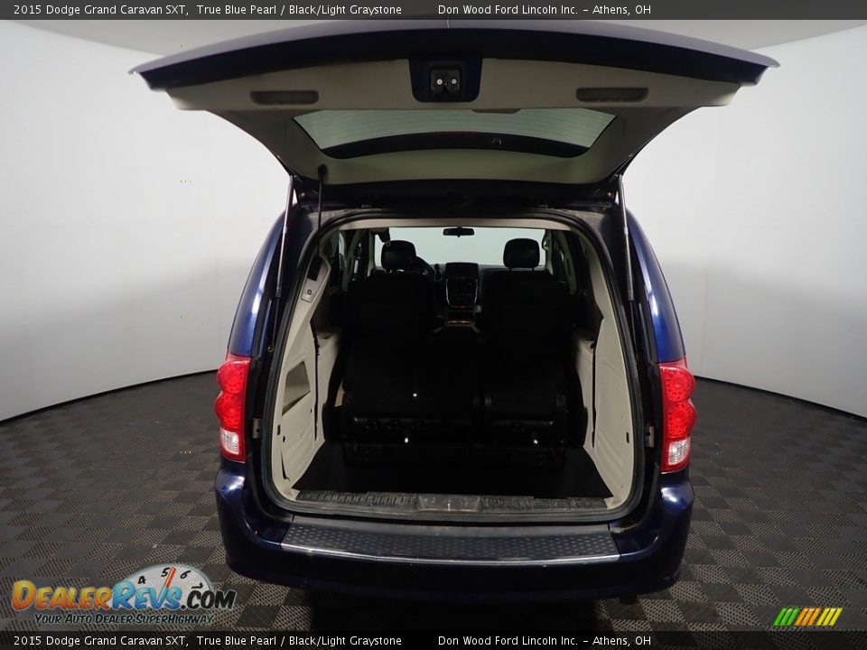 2015 Dodge Grand Caravan SXT True Blue Pearl / Black/Light Graystone Photo #13