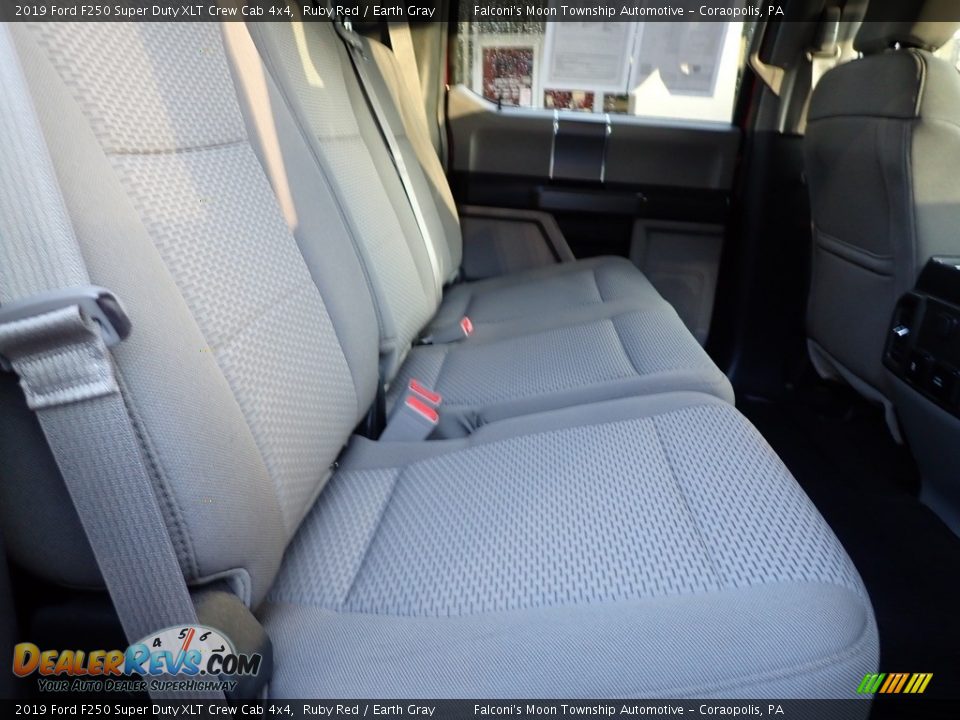 2019 Ford F250 Super Duty XLT Crew Cab 4x4 Ruby Red / Earth Gray Photo #15
