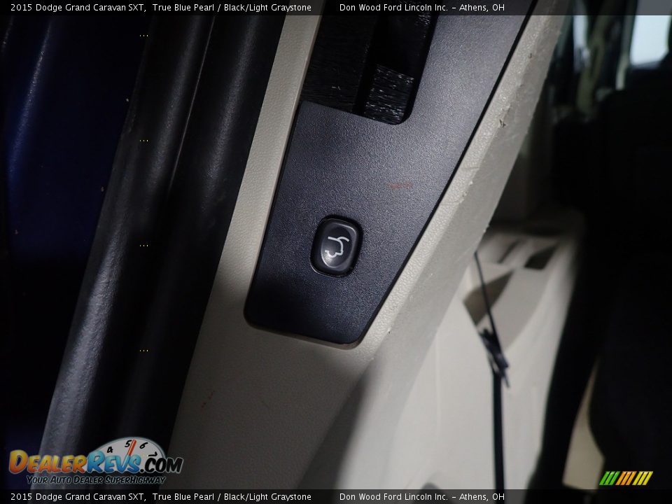 2015 Dodge Grand Caravan SXT True Blue Pearl / Black/Light Graystone Photo #14