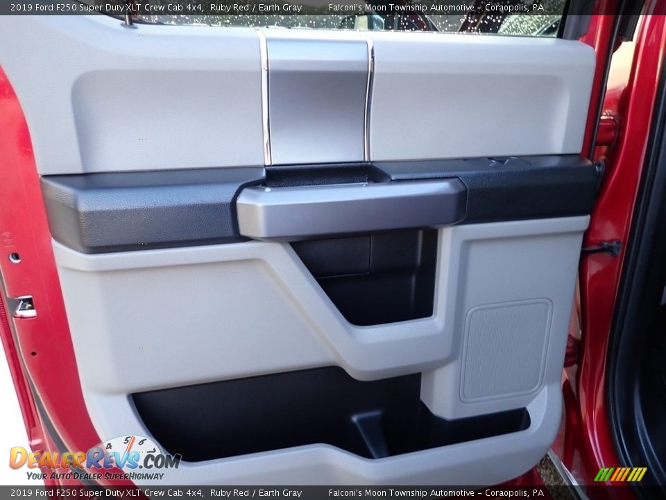 2019 Ford F250 Super Duty XLT Crew Cab 4x4 Ruby Red / Earth Gray Photo #20