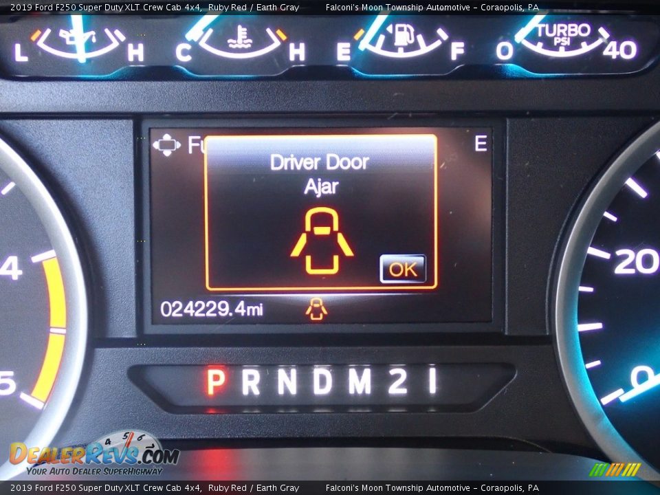 2019 Ford F250 Super Duty XLT Crew Cab 4x4 Ruby Red / Earth Gray Photo #29