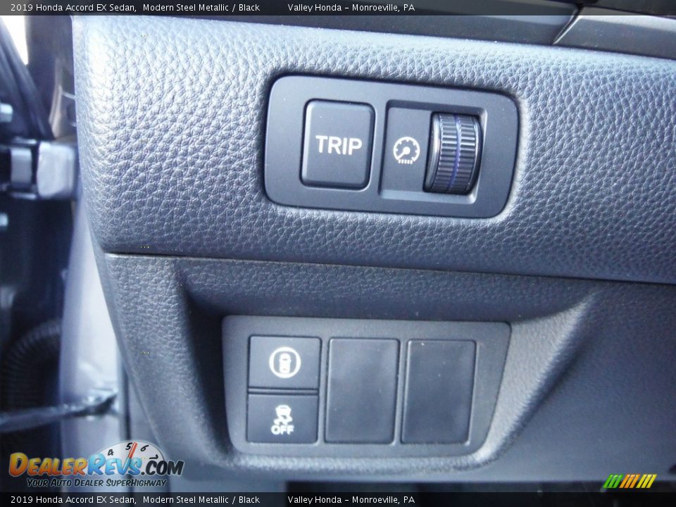 2019 Honda Accord EX Sedan Modern Steel Metallic / Black Photo #16