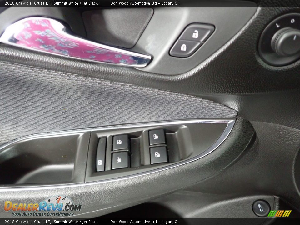 2018 Chevrolet Cruze LT Summit White / Jet Black Photo #16