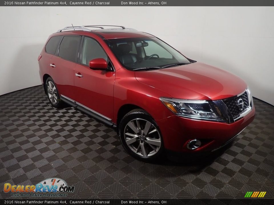 2016 Nissan Pathfinder Platinum 4x4 Cayenne Red / Charcoal Photo #5