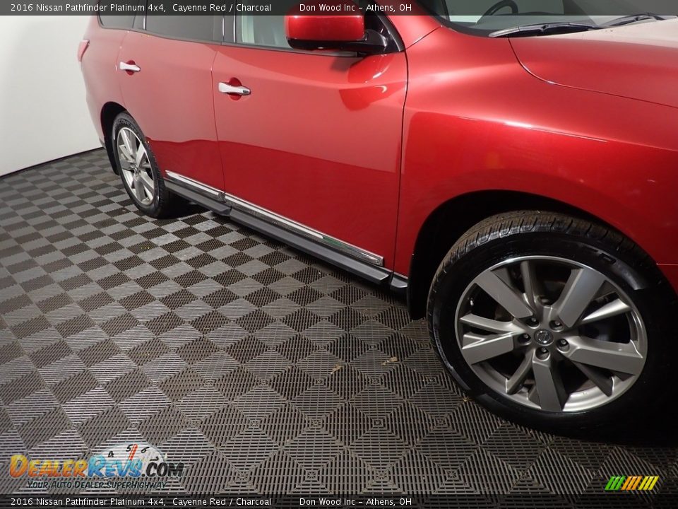 2016 Nissan Pathfinder Platinum 4x4 Cayenne Red / Charcoal Photo #6