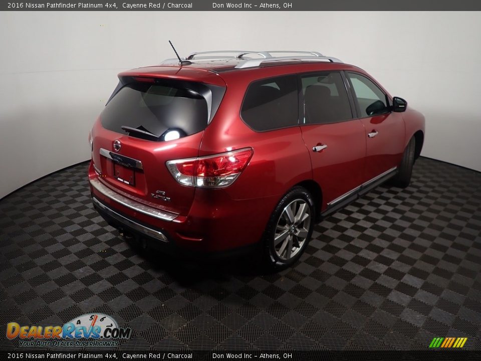 2016 Nissan Pathfinder Platinum 4x4 Cayenne Red / Charcoal Photo #20