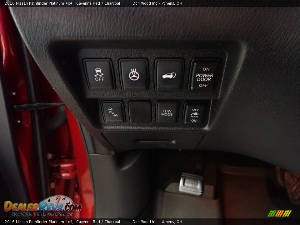 2016 Nissan Pathfinder Platinum 4x4 Cayenne Red / Charcoal Photo #34