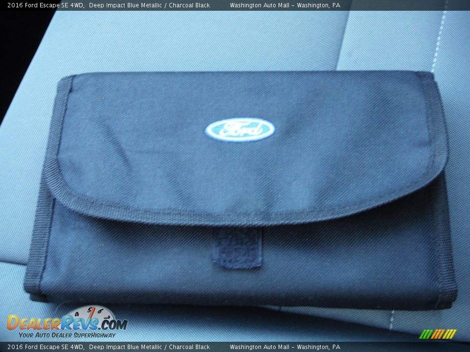 2016 Ford Escape SE 4WD Deep Impact Blue Metallic / Charcoal Black Photo #27