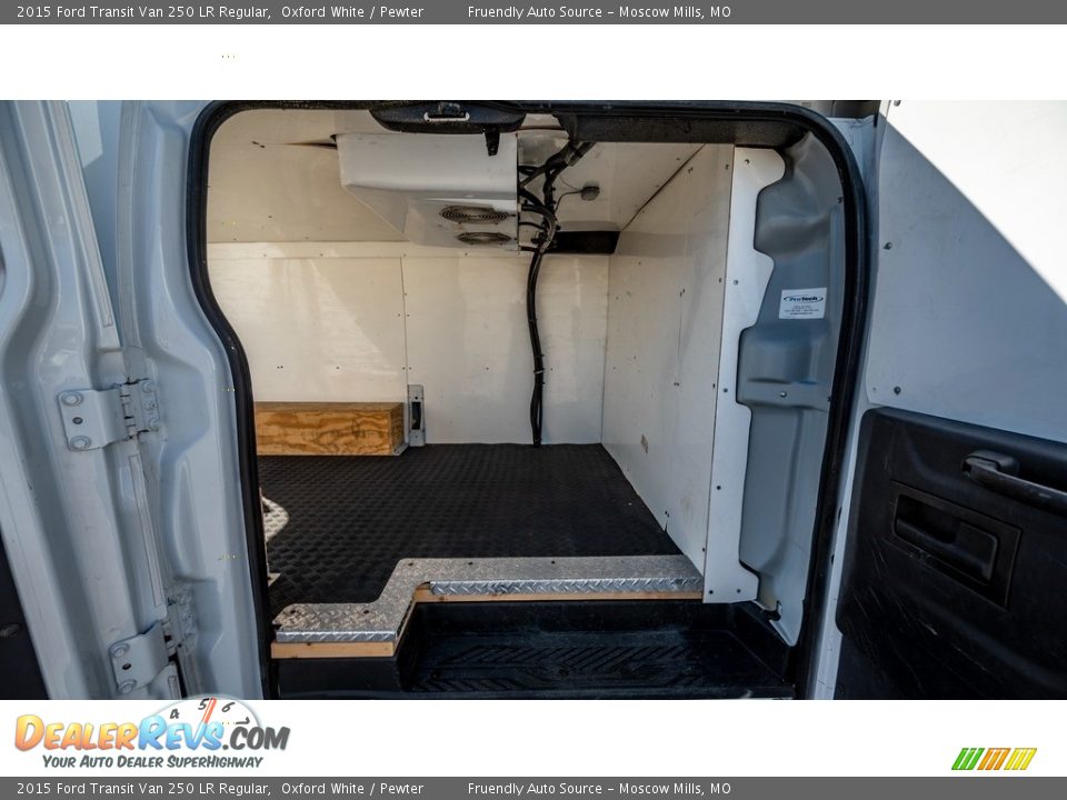 2015 Ford Transit Van 250 LR Regular Oxford White / Pewter Photo #22