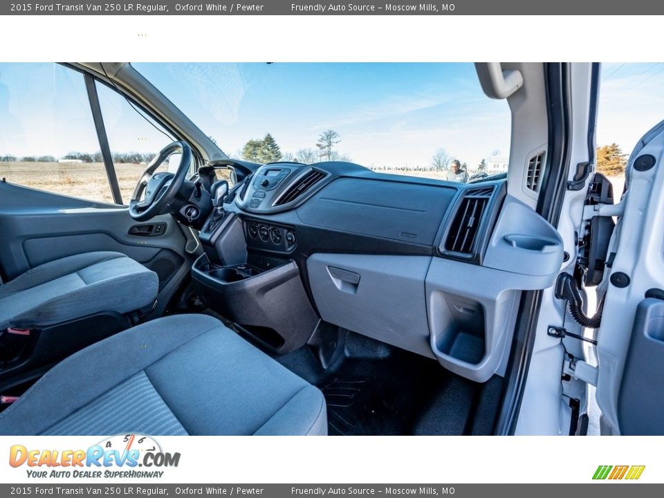 2015 Ford Transit Van 250 LR Regular Oxford White / Pewter Photo #24