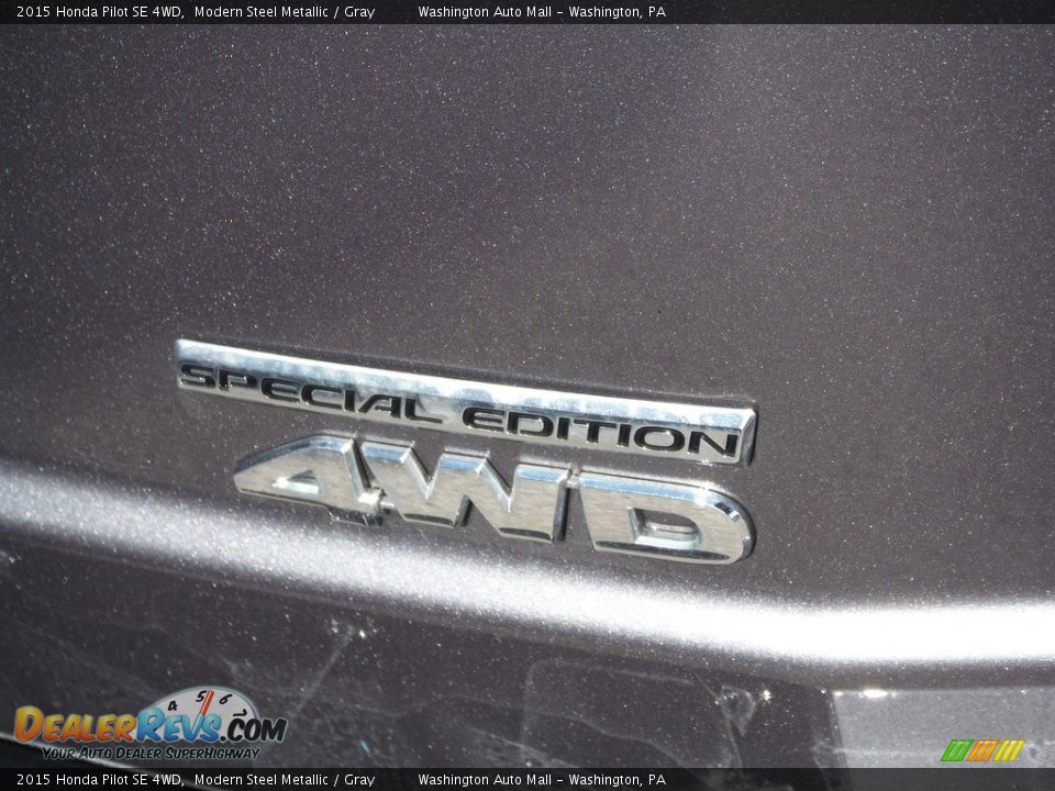 2015 Honda Pilot SE 4WD Modern Steel Metallic / Gray Photo #10