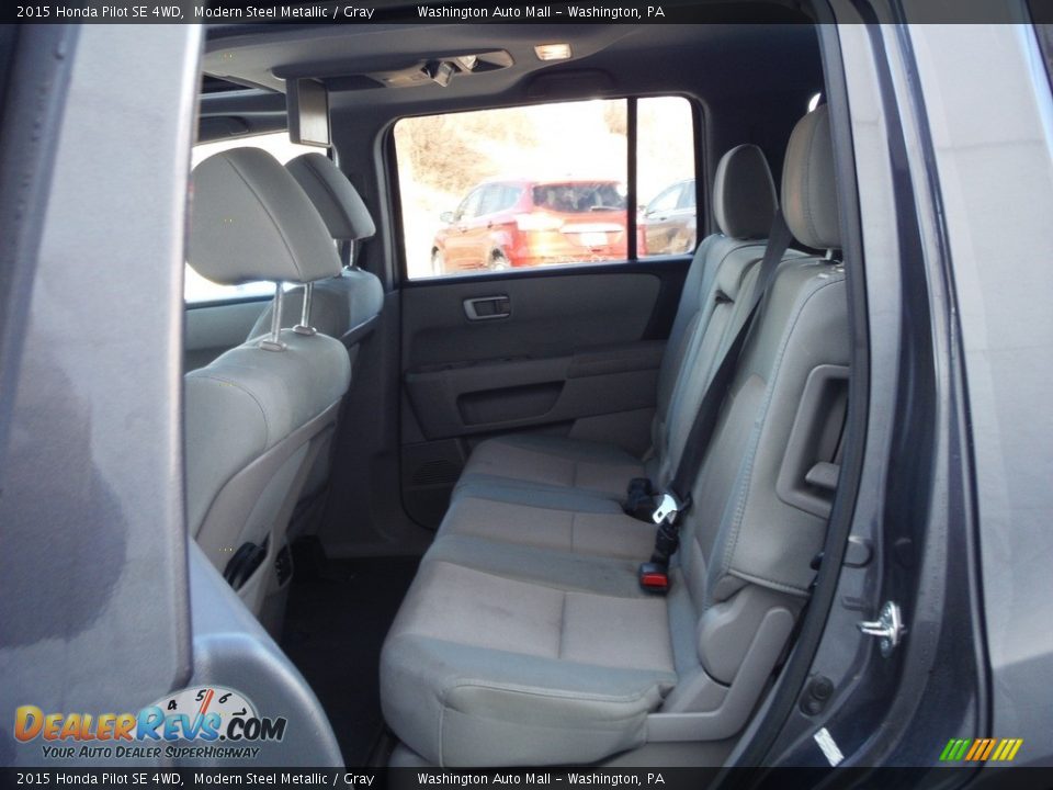 2015 Honda Pilot SE 4WD Modern Steel Metallic / Gray Photo #27