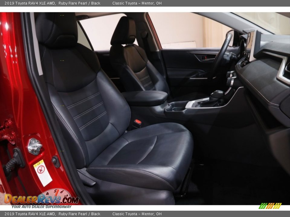2019 Toyota RAV4 XLE AWD Ruby Flare Pearl / Black Photo #14