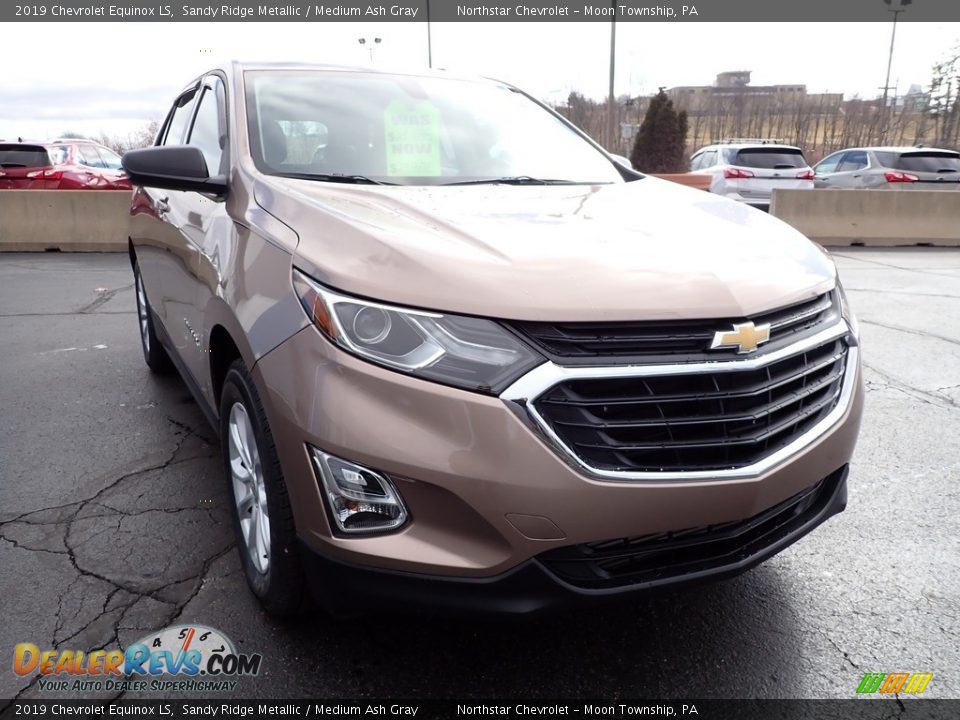 2019 Chevrolet Equinox LS Sandy Ridge Metallic / Medium Ash Gray Photo #12