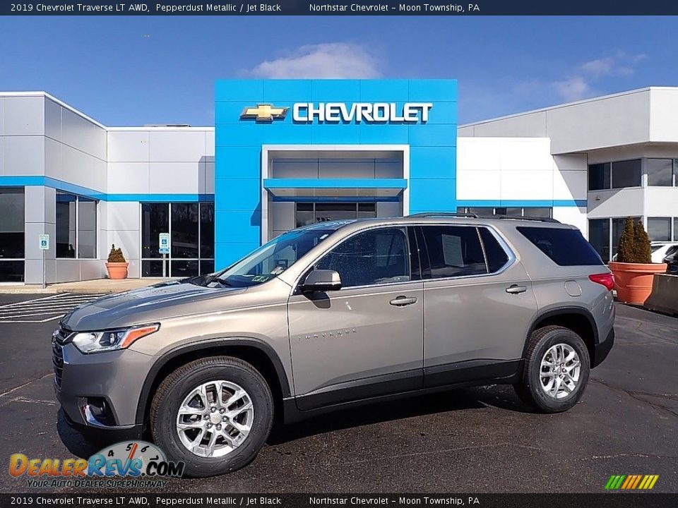 2019 Chevrolet Traverse LT AWD Pepperdust Metallic / Jet Black Photo #1