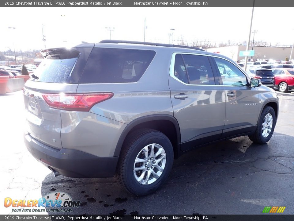 2019 Chevrolet Traverse LT AWD Pepperdust Metallic / Jet Black Photo #9